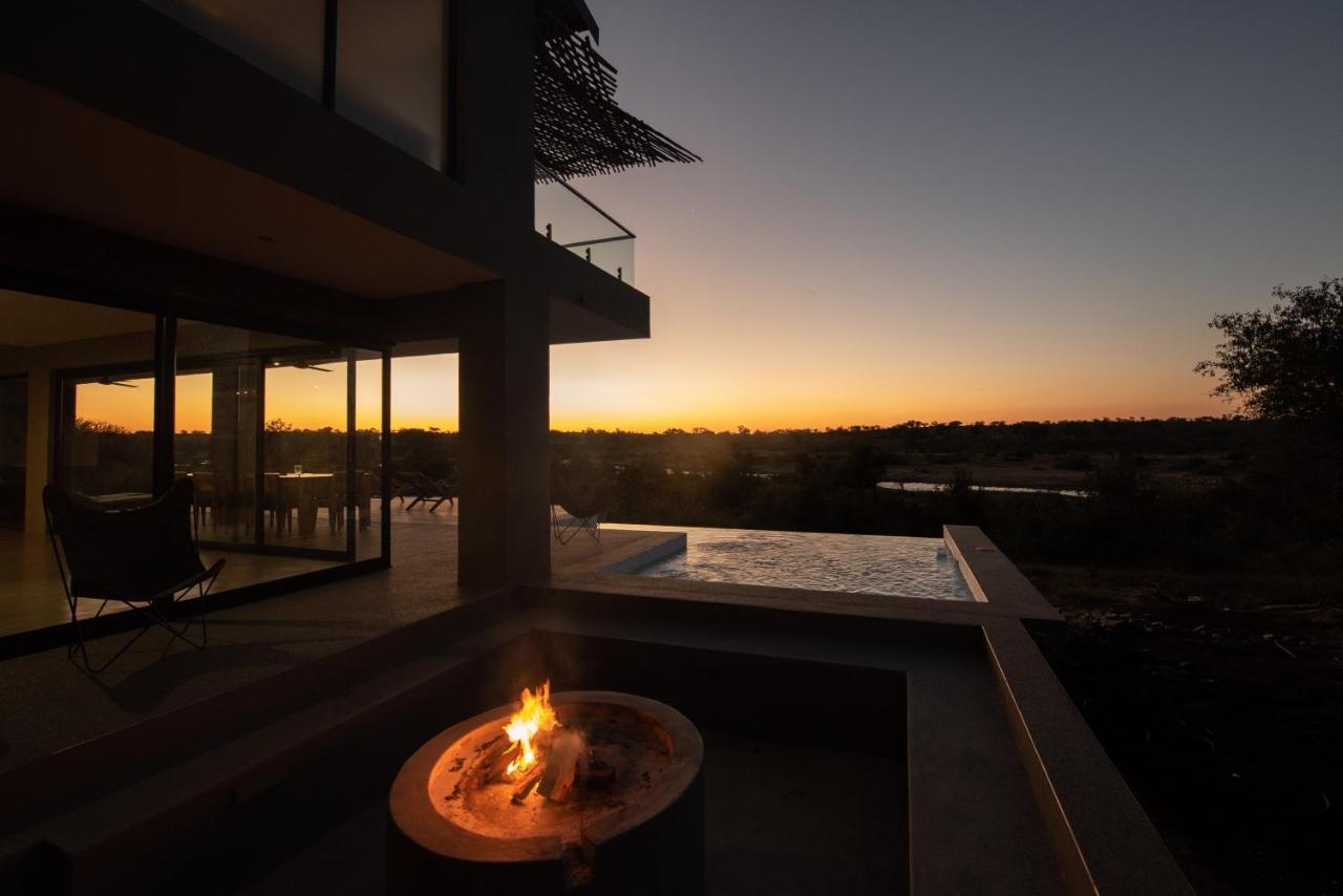 Tamboti River Lodge Hectorspruit Ngoại thất bức ảnh
